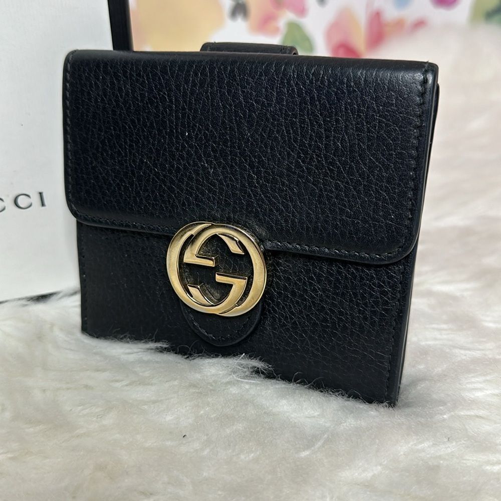💯Authentic Gucci Compact Leather Wallet🍀 - Picture 9 of 11
